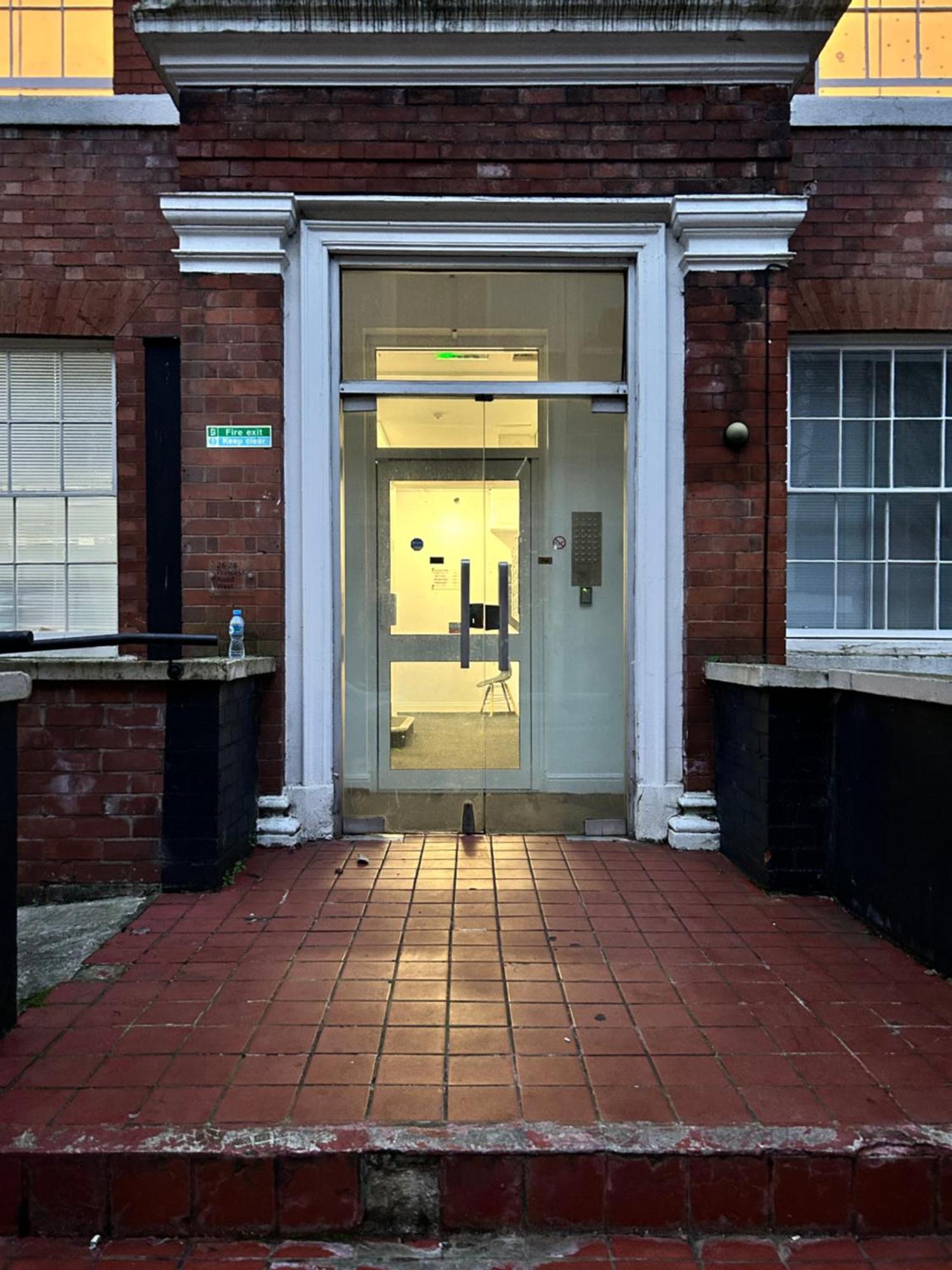 Leicester Studio At City Centre With Free Parking Bagian luar foto